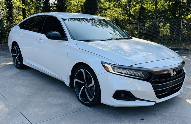 2021 Honda Accord - $17,999