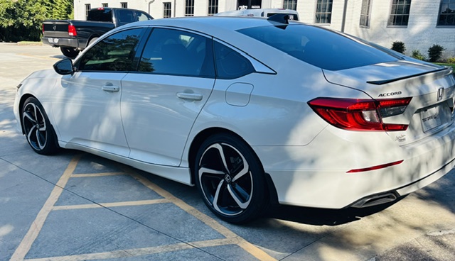 2021 Honda Accord - $17,999