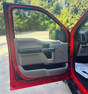 2016 Ford F-150 - $11,999