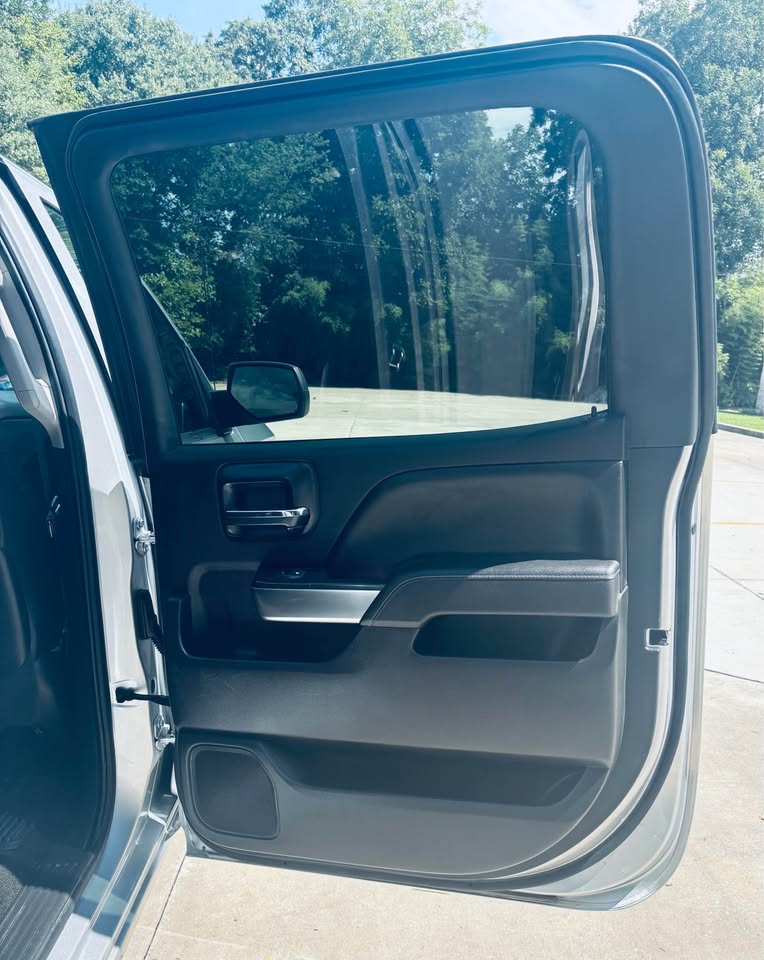 2014 Chevrolet Silverado - $13,500
