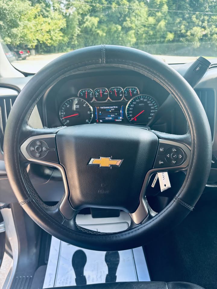 2014 Chevrolet Silverado - $13,500