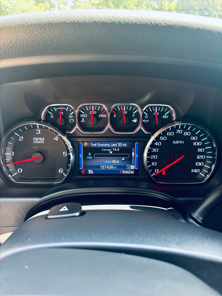 2014 Chevrolet Silverado - $13,500