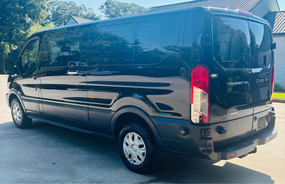 2016 Ford Transit - $14,999