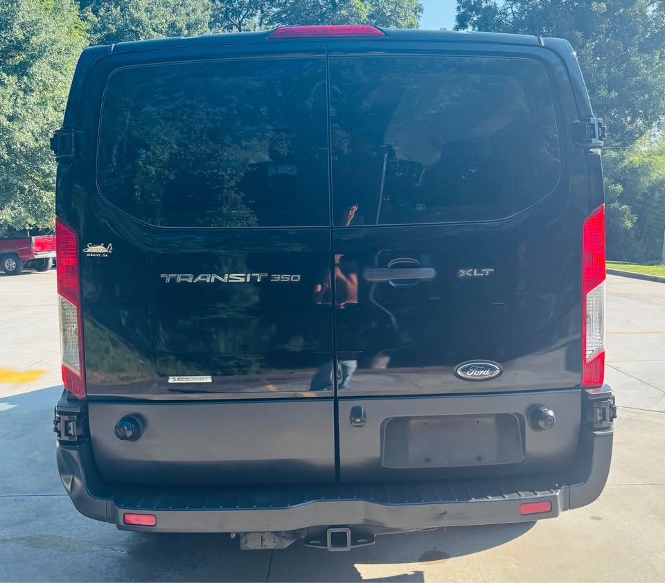 2016 Ford Transit - $14,999