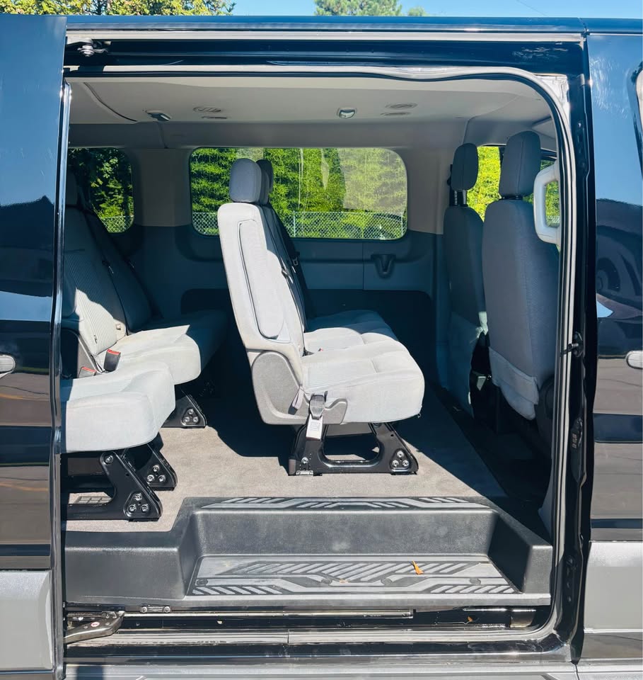 2016 Ford Transit - $14,999