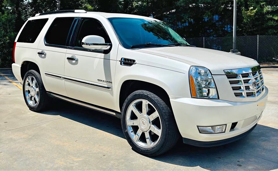 2011 Cadillac Escalade - $7,999