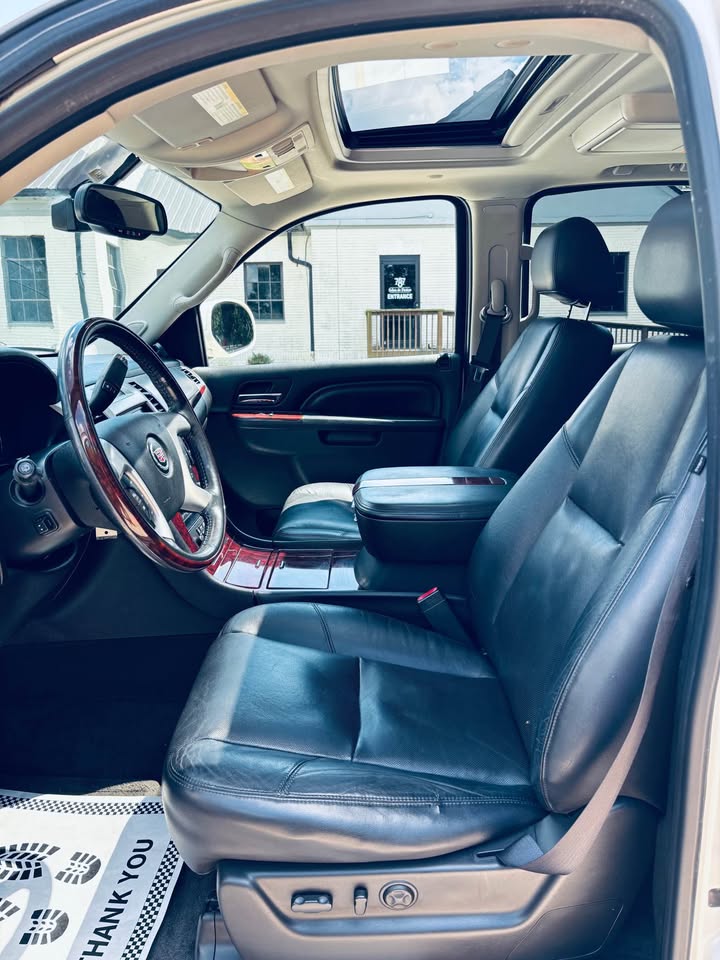 2011 Cadillac Escalade - $7,999