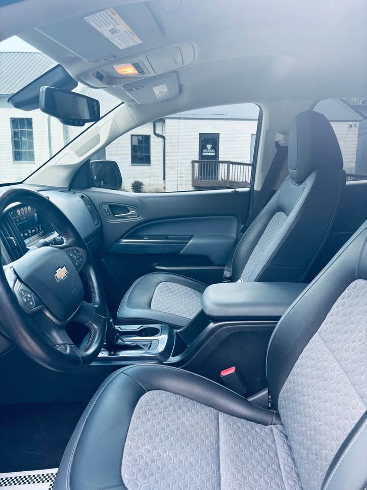 2016 Chevrolet Colorado - $14,999