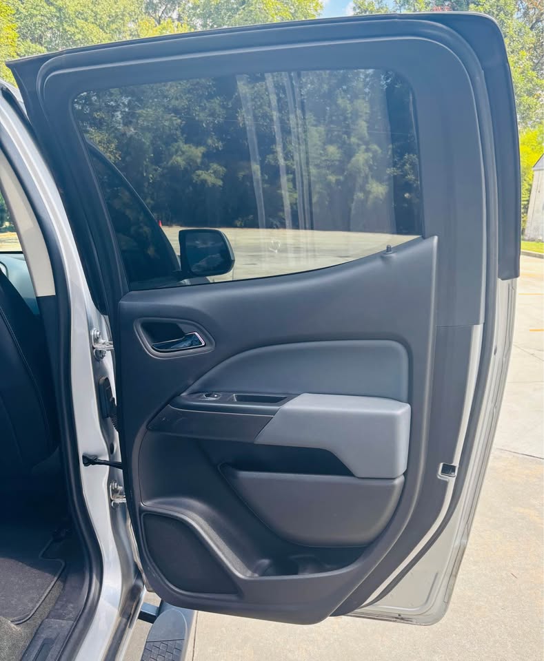 2016 Chevrolet Colorado - $14,999