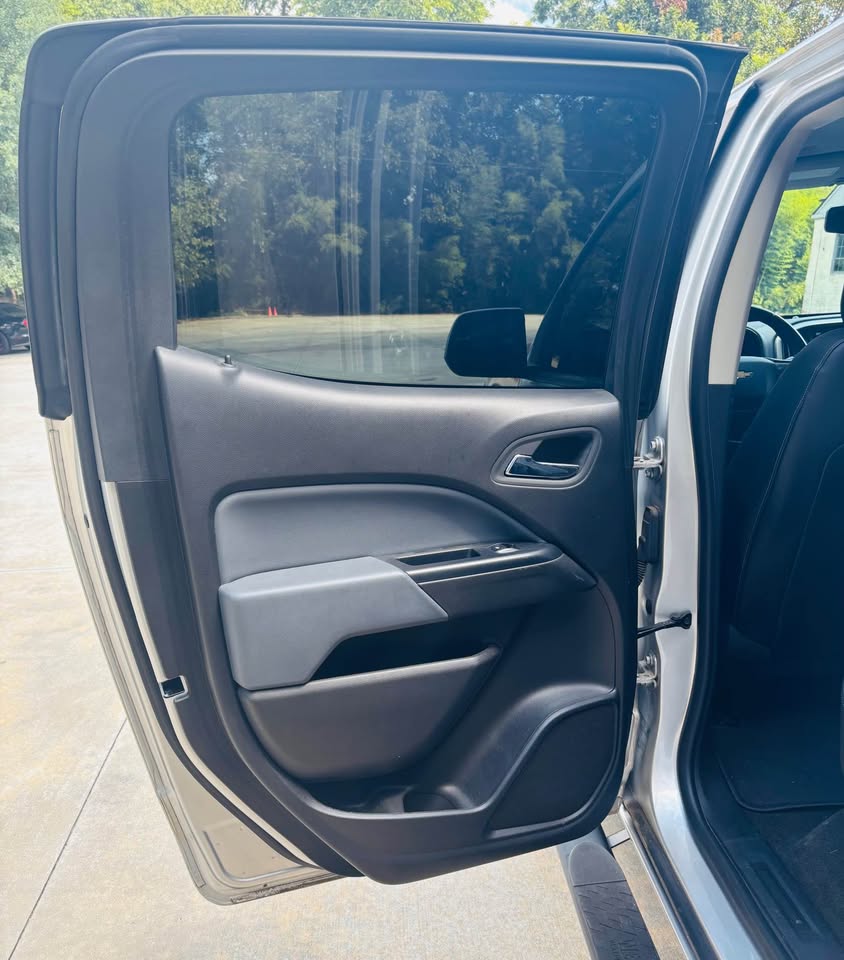 2016 Chevrolet Colorado - $14,999