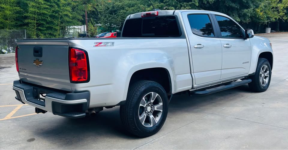 2016 Chevrolet Colorado - $14,999