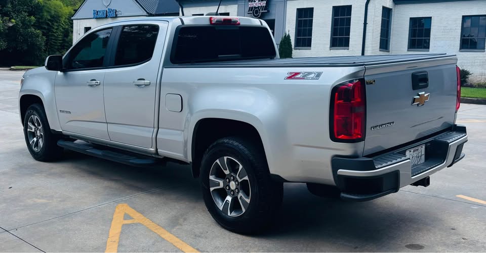 2016 Chevrolet Colorado - $14,999