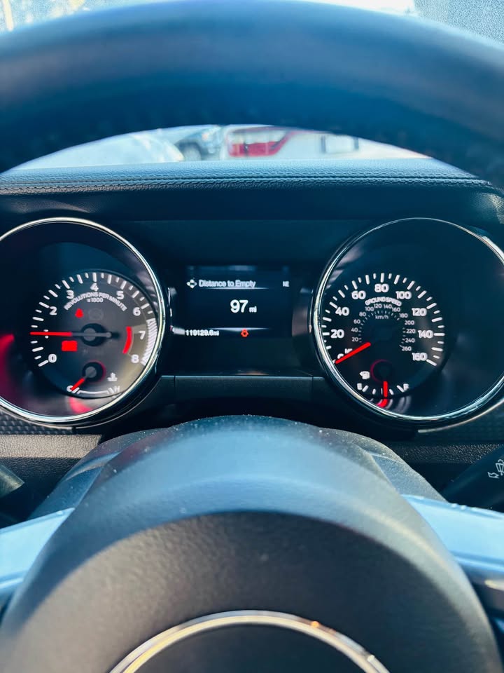 2016 Ford Mustang - $19,999