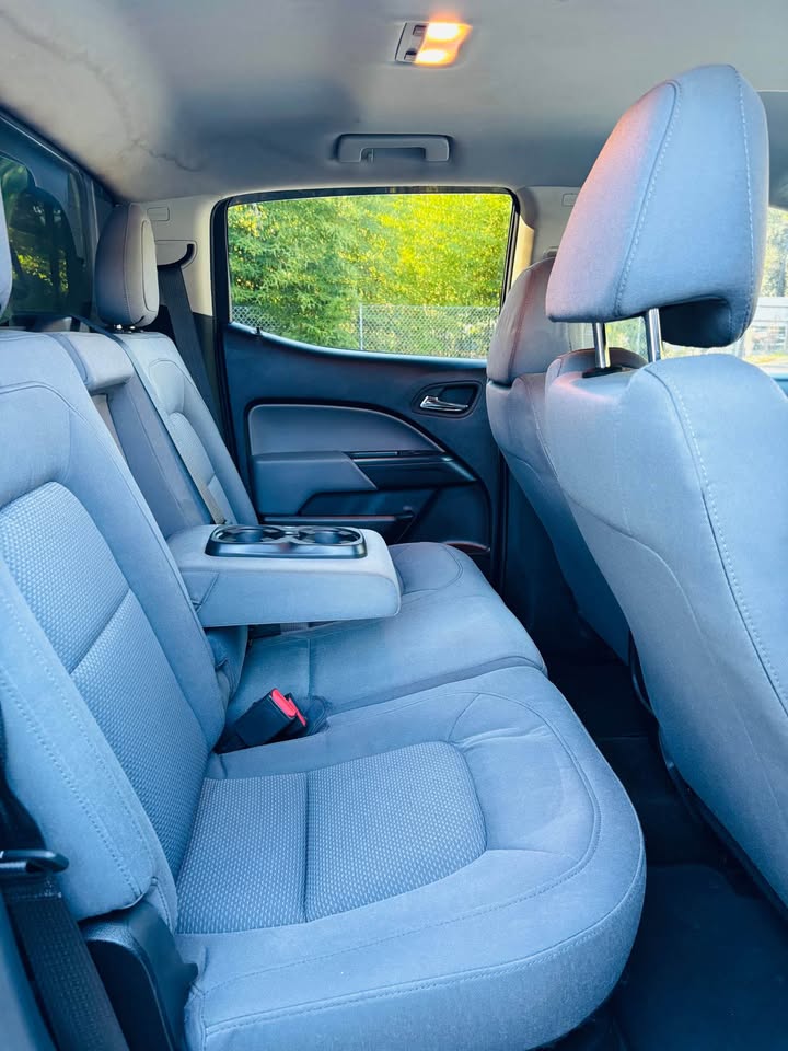 2016 Chevrolet Colorado - $11,999