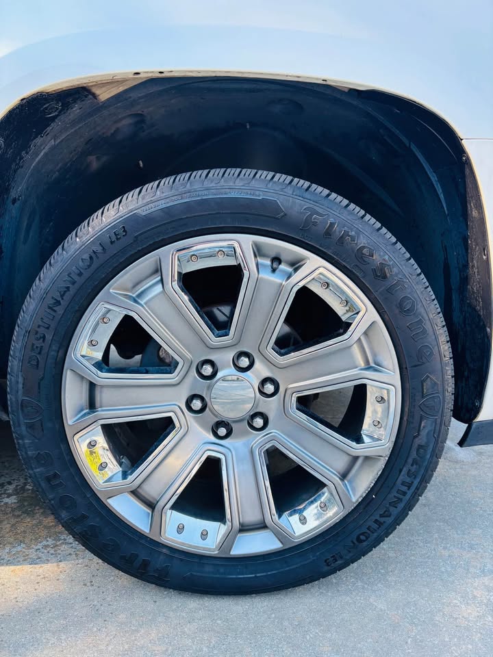 2012 GMC Yukon - $7,495