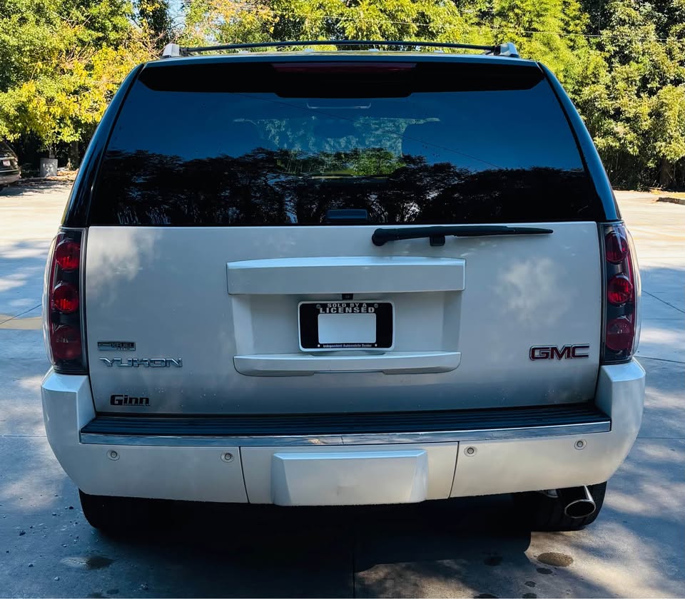 2012 GMC Yukon - $7,495