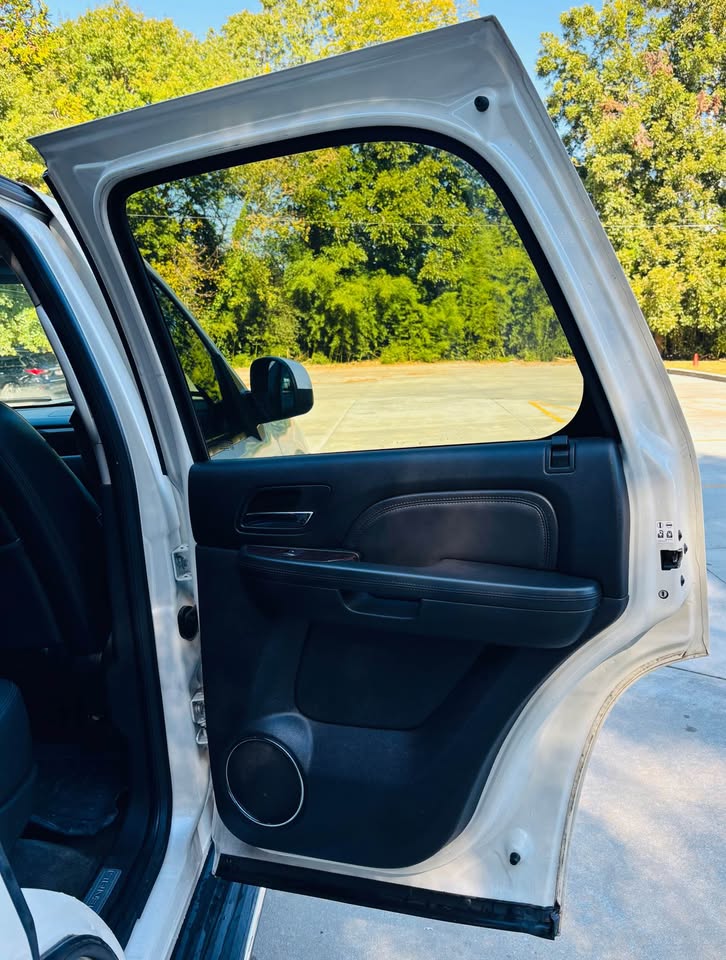 2012 GMC Yukon - $7,495