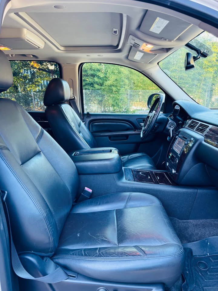 2012 GMC Yukon - $7,495