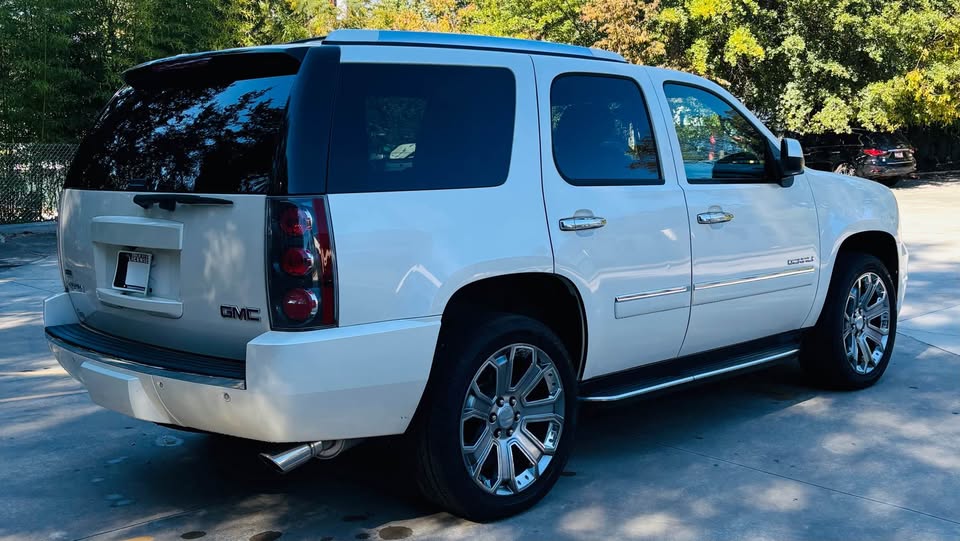 2012 GMC Yukon - $7,495