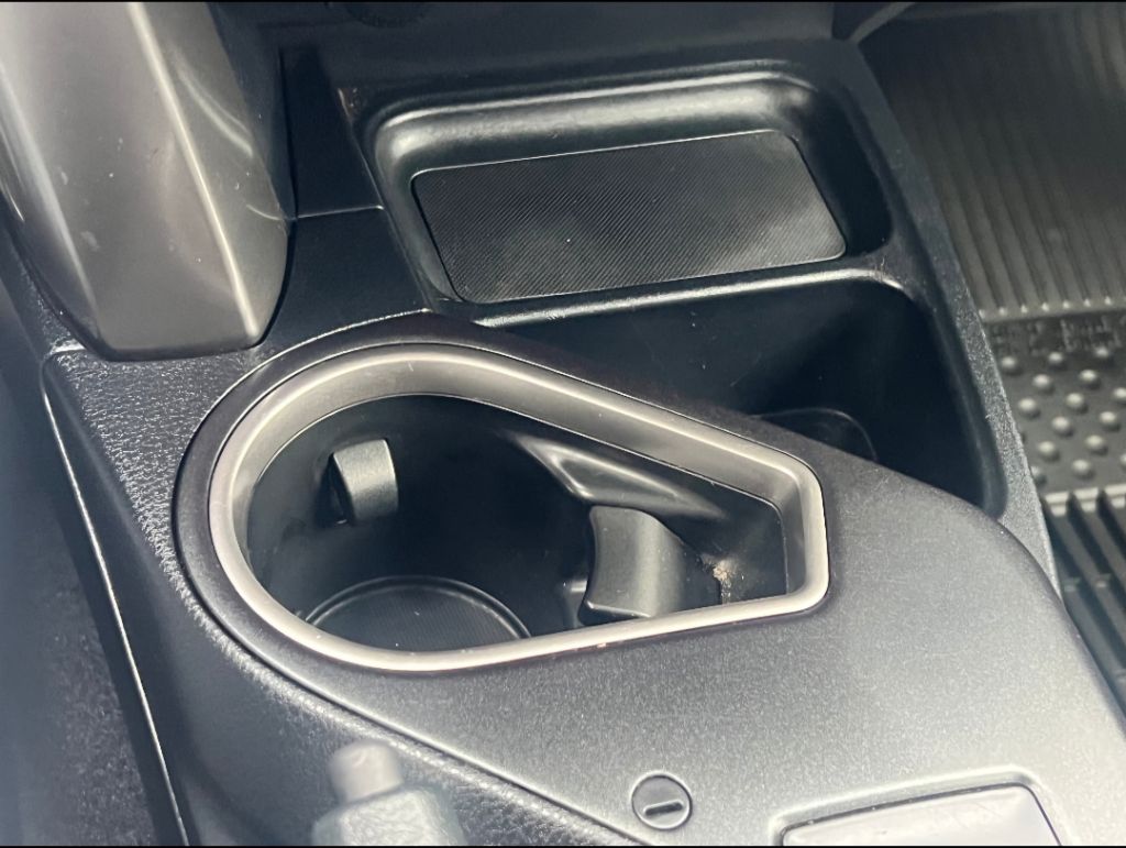 2018 Toyota RAV4 LE photo