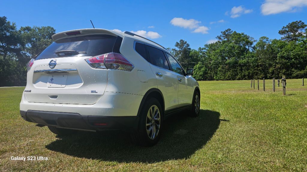 2015 Nissan Rogue SL photo