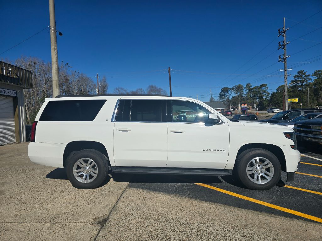 2019 Chevrolet Suburban 1500 LT photo