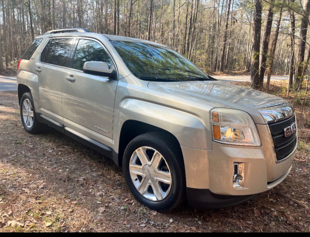 2010 GMC Terrain SLT-1 photo