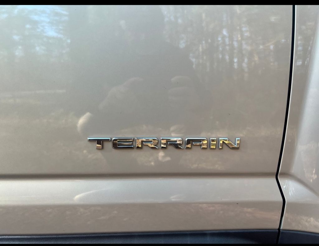 2010 GMC Terrain SLT-1 photo