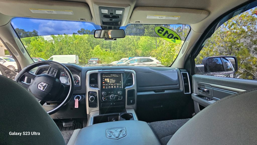 2015 RAM 1500 SLT photo