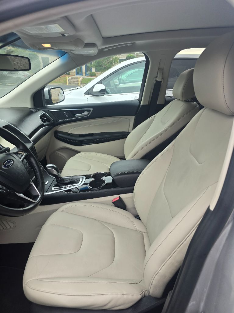 2015 Ford Edge Titanium photo