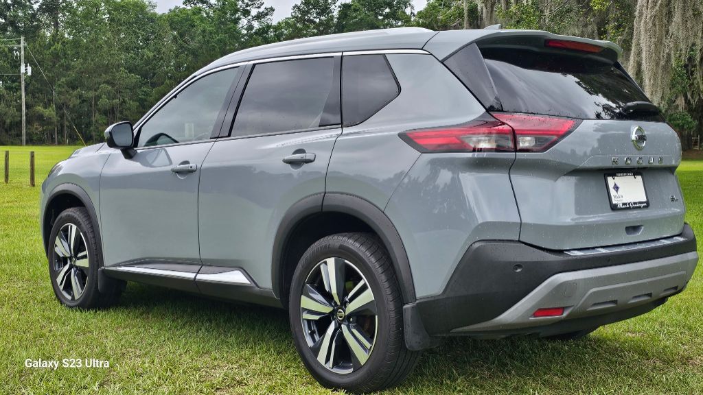 2021 Nissan Rogue SL photo