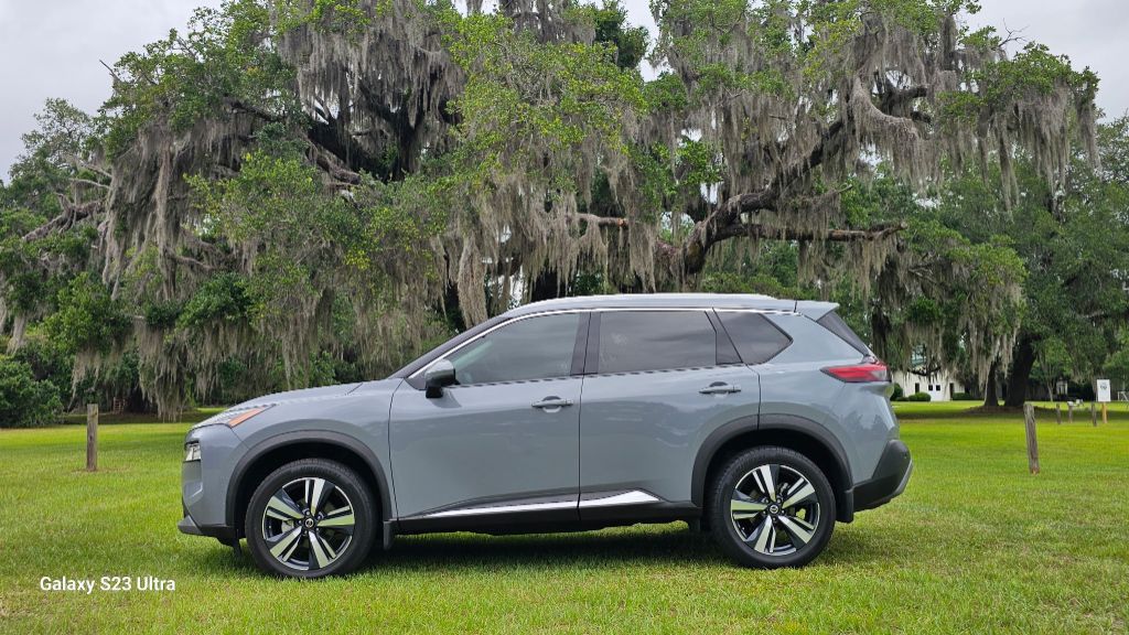 2021 Nissan Rogue SL photo