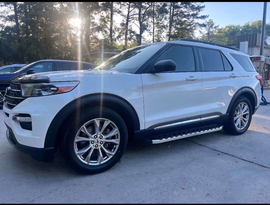 2020 Ford Explorer XLT photo