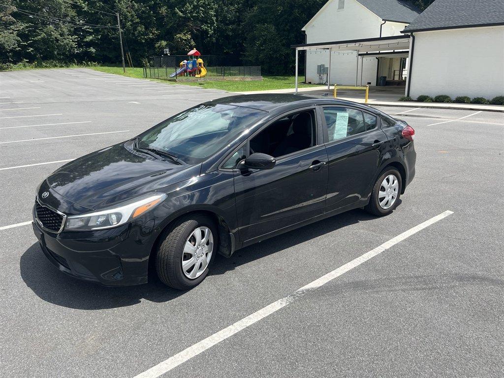 2017 Kia Forte - $11,995
