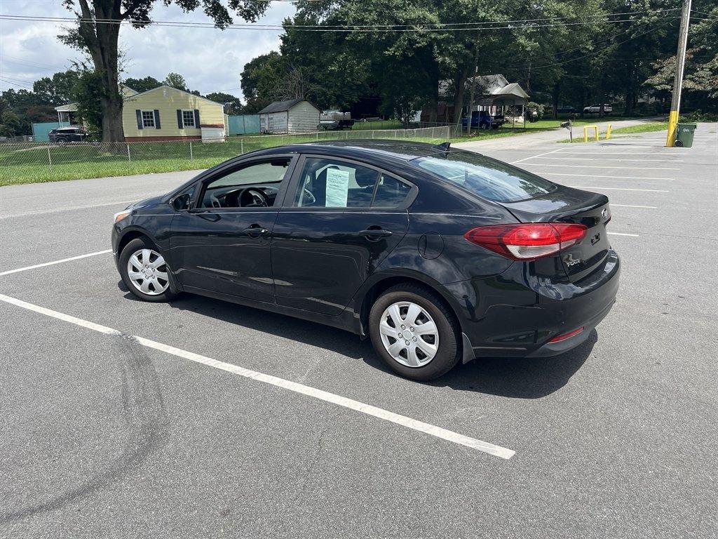 2017 Kia Forte - $11,995