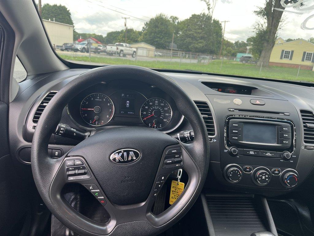 2017 Kia Forte - $11,995