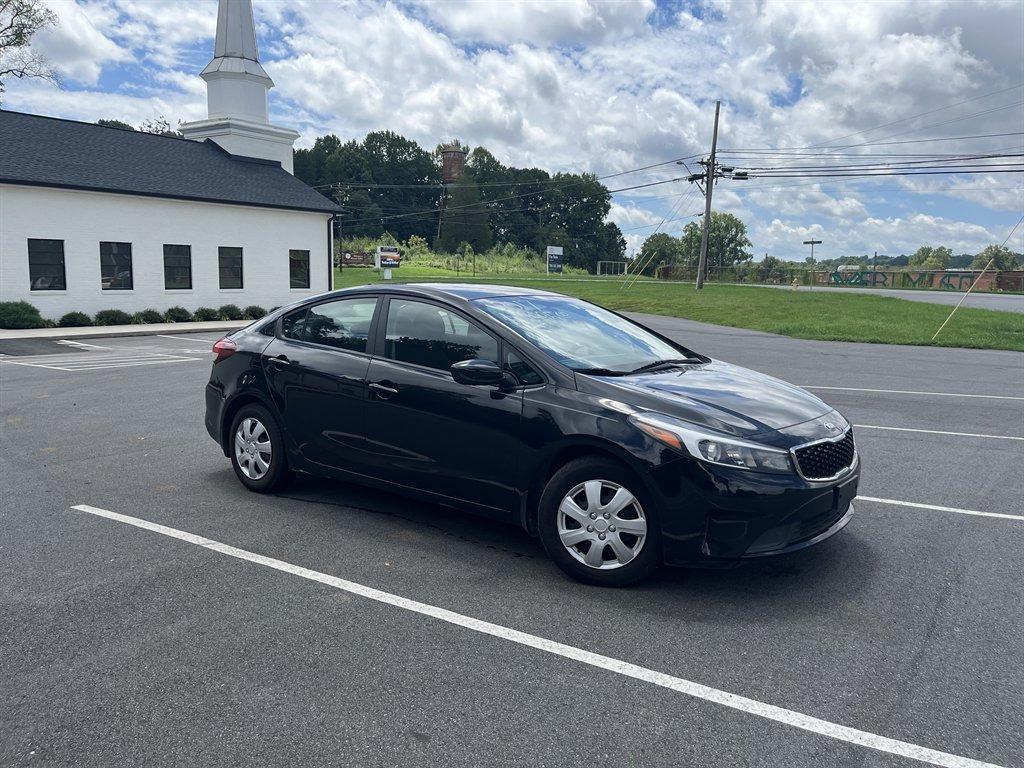 2017 Kia Forte - $11,995