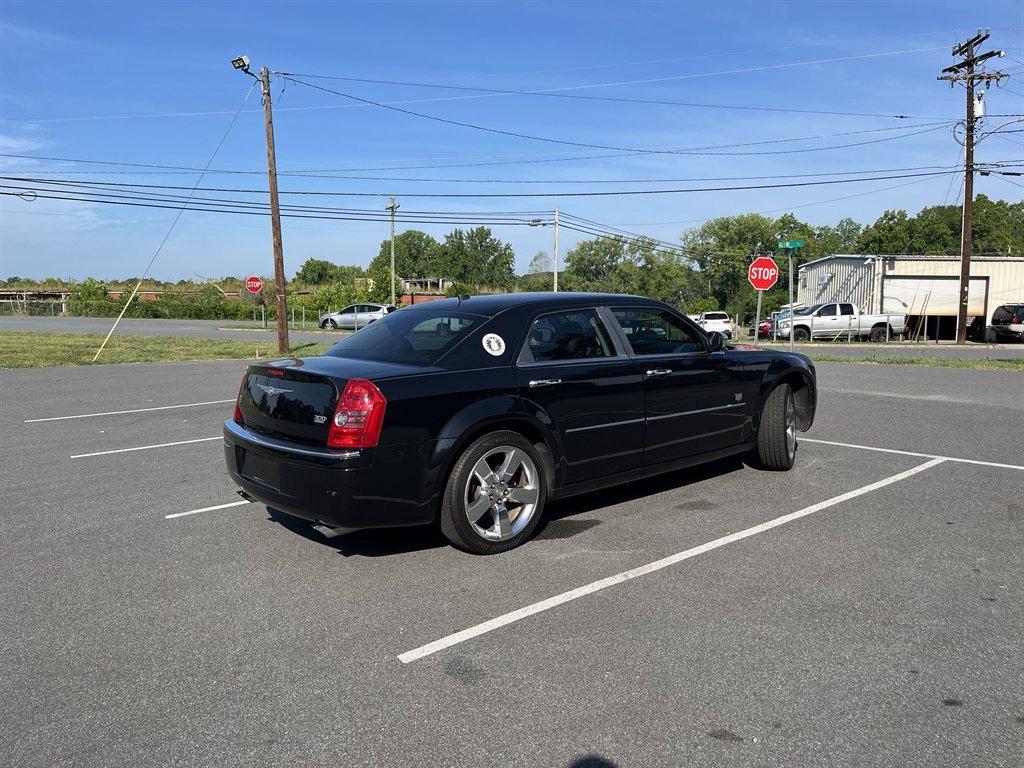 2008 Chrysler 300 - $3,300