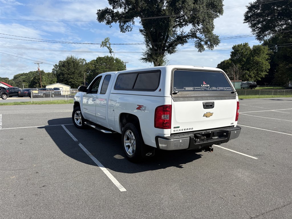 2010 Chevrolet Silverado - $15,995
