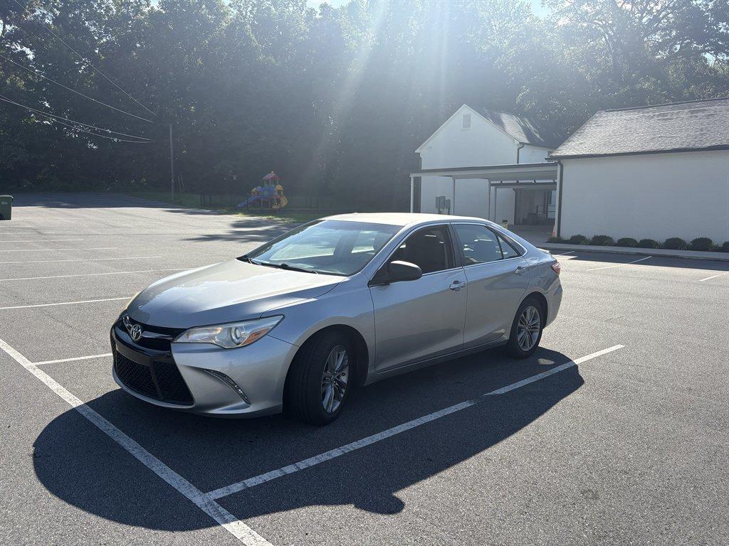 2017 Toyota Camry - $12,995