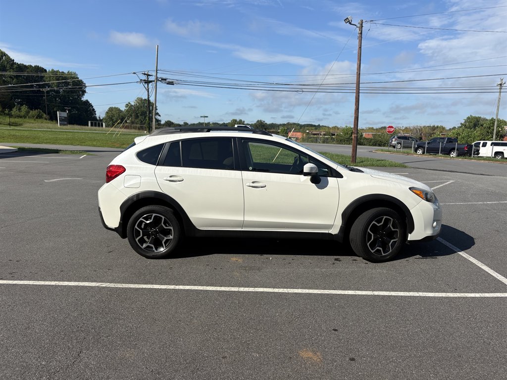 2015 Subaru Crosstrek - $12,500