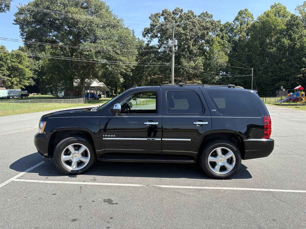 2014 Chevrolet Tahoe - $16,500