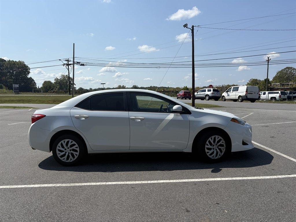 2017 Toyota Corolla - $16,500