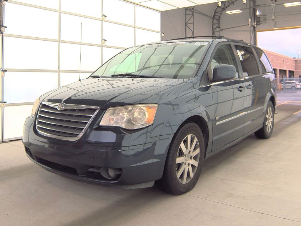 2009 Chrysler Town & Country Touring photo