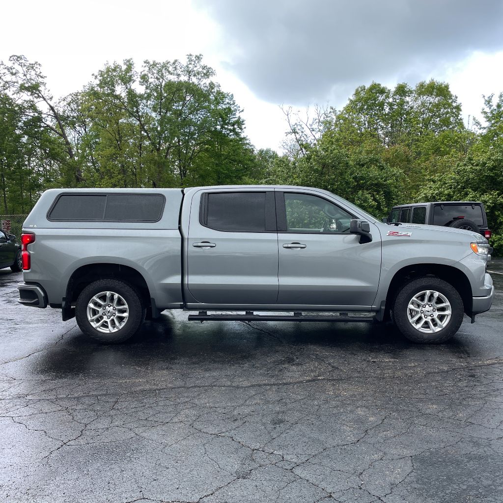 2025 Chevrolet Silverado 1500 - $52,750