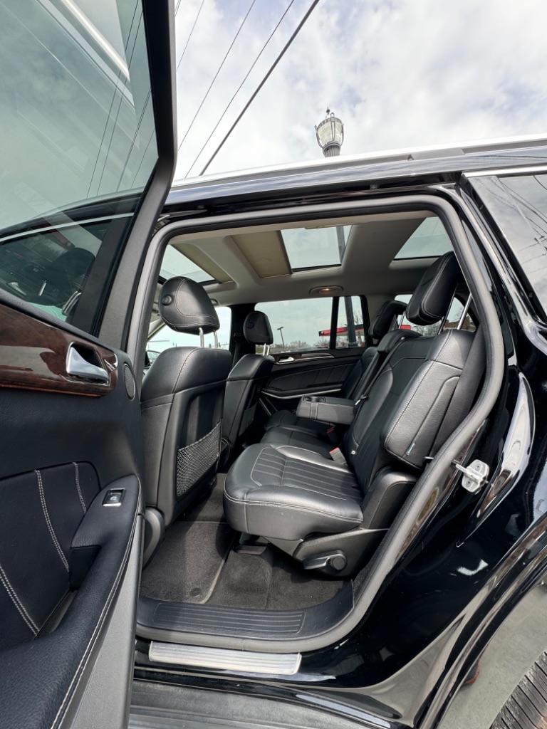 2013 Mercedes-Benz GL-Class - $12,500