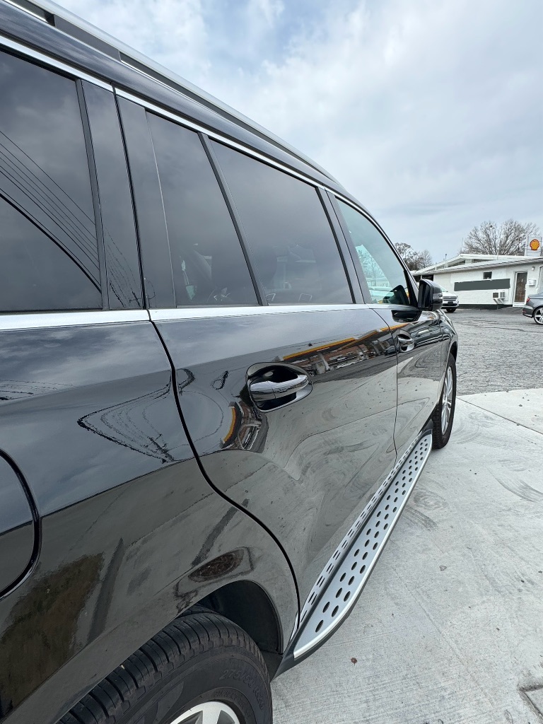 2013 Mercedes-Benz GL-Class - $12,500