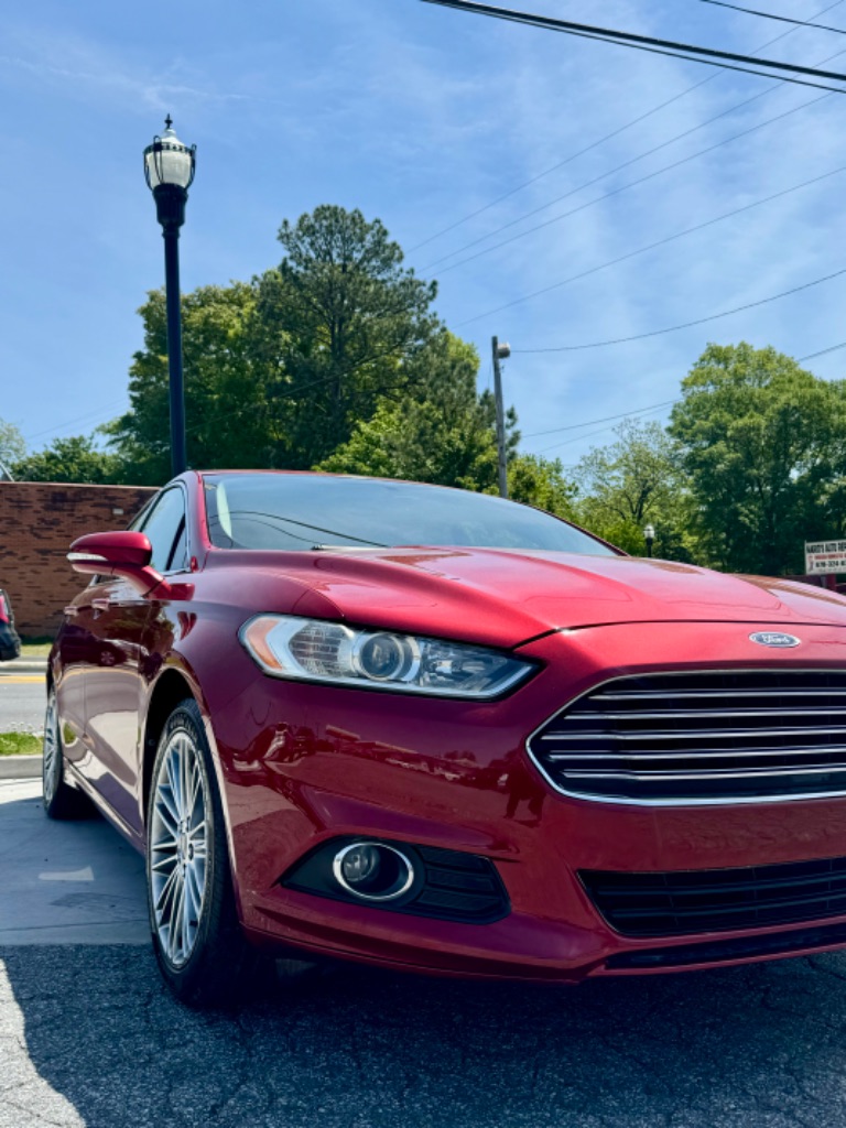 2014 Ford Fusion SE photo