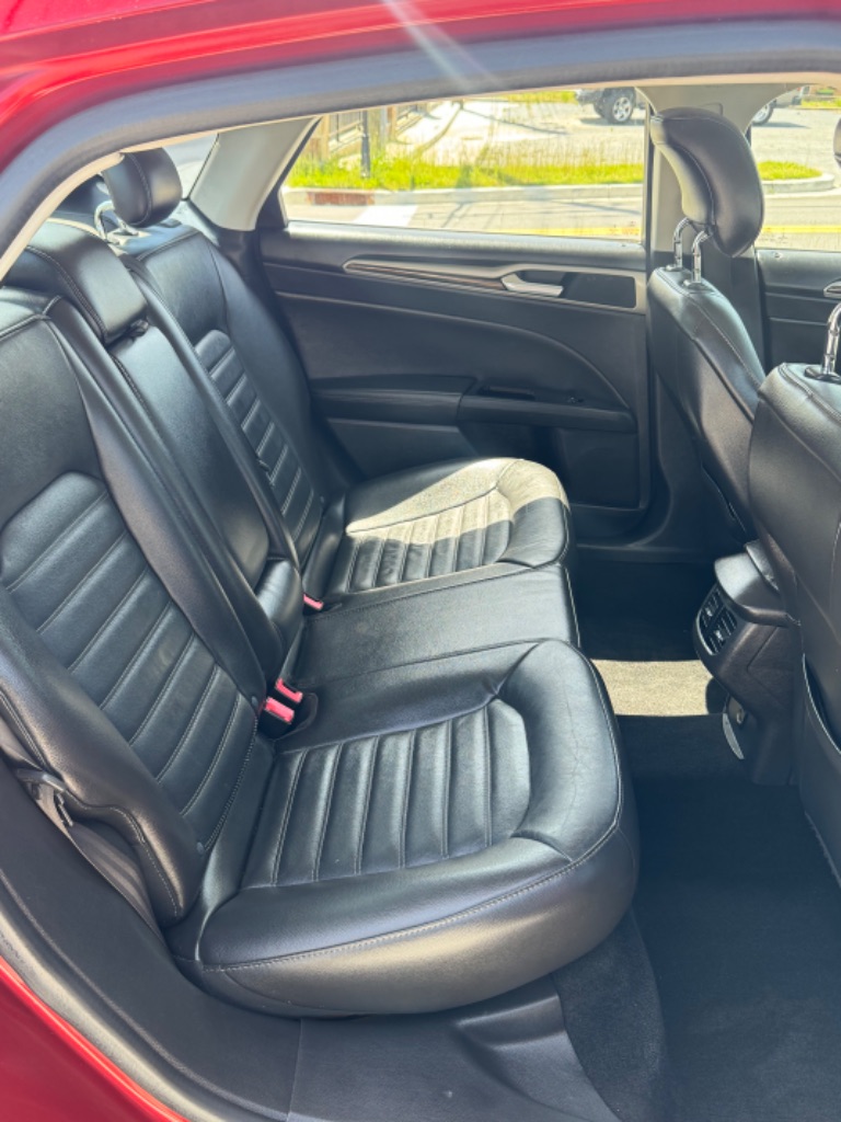 2014 Ford Fusion SE photo