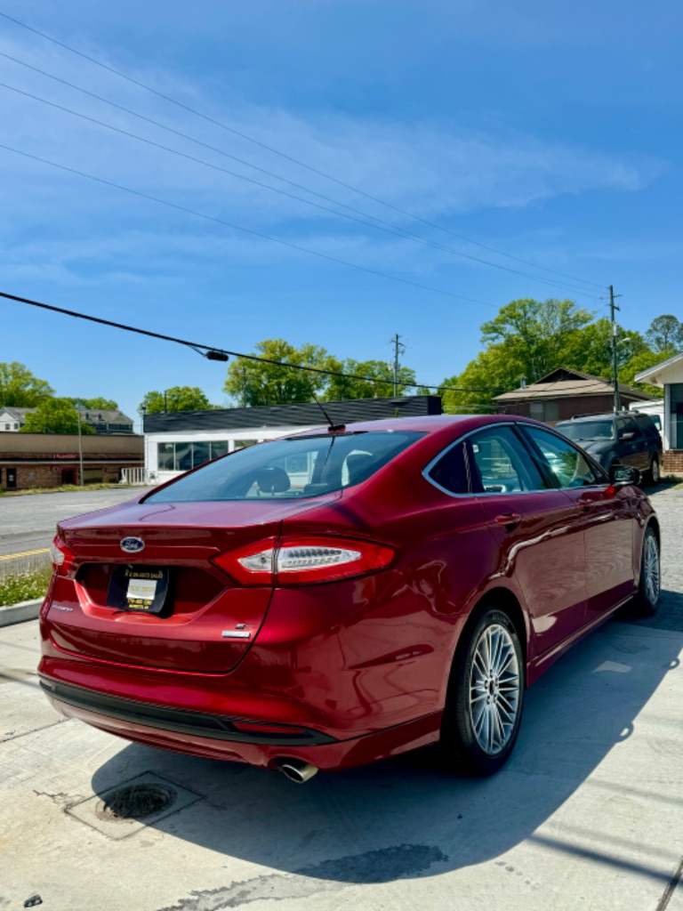 2014 Ford Fusion SE photo